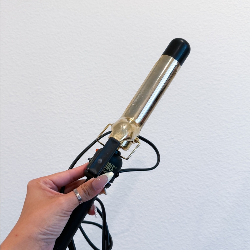 Hot tools curling iron